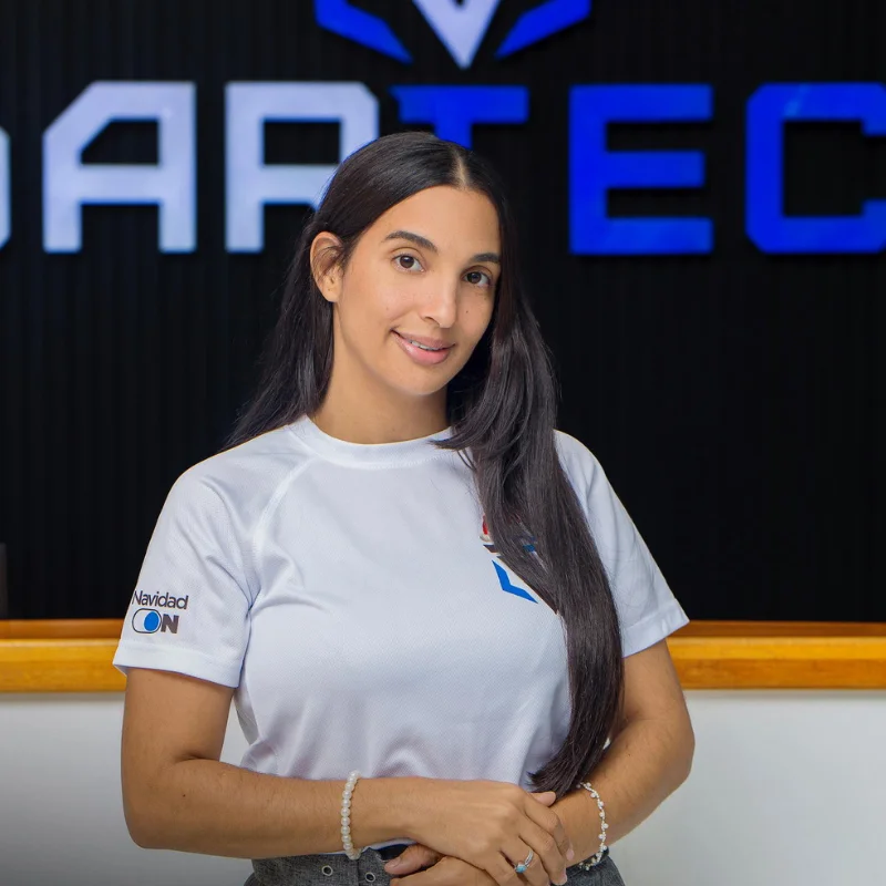 Stephanie de los Santos - CEO